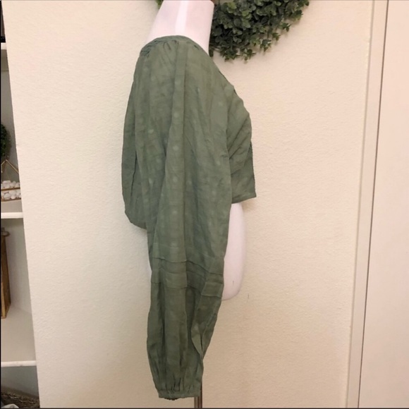 NWOT free people button front cropped long sleeve - Picture 2 of 8